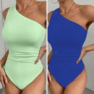 2 bodysuits in blue and green - sz L